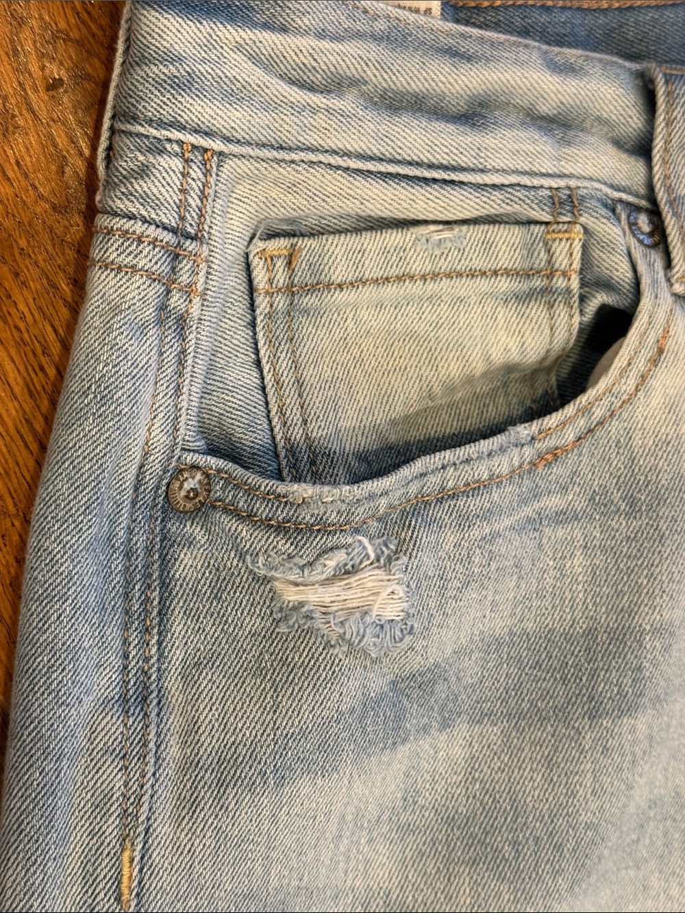 American Eagle Mom Jean - Picture 6 of 11